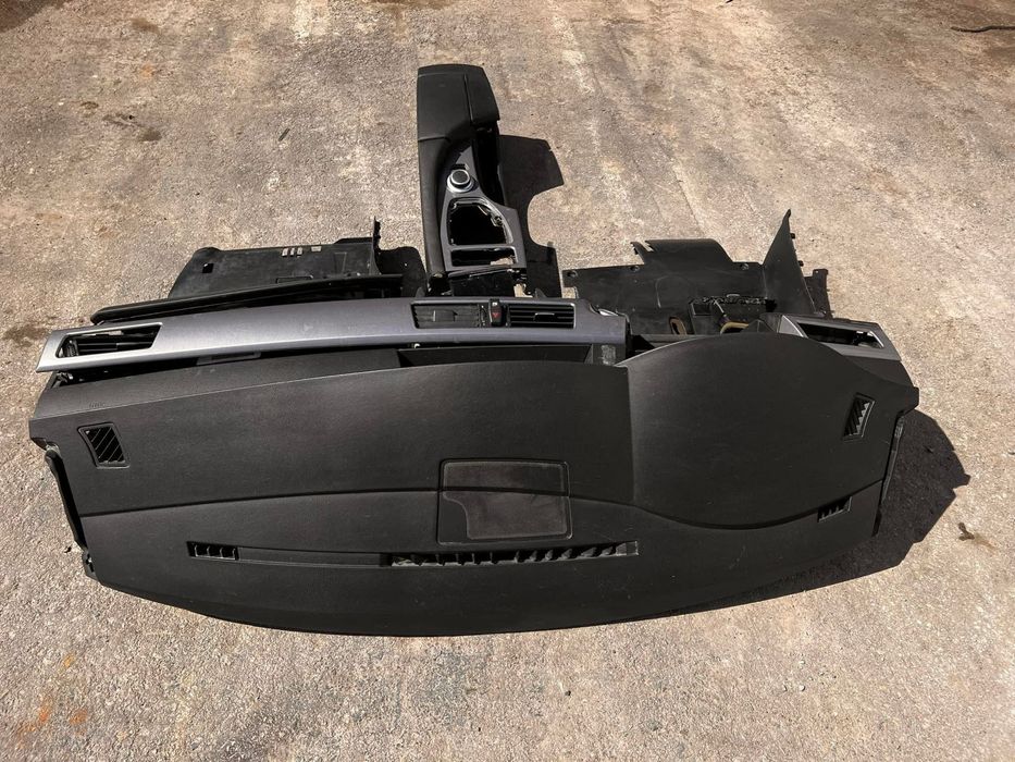 Арматурно тъбло BMW БМВ Е60 / Е61 фейс