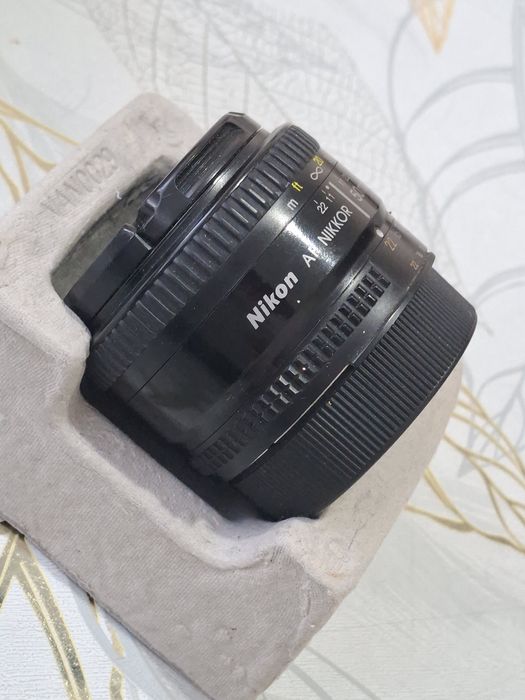 Объектив Nikon 50mm t/1.8D
