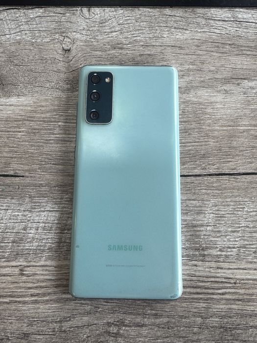 Samasung Galaxy S20 FE 5G
