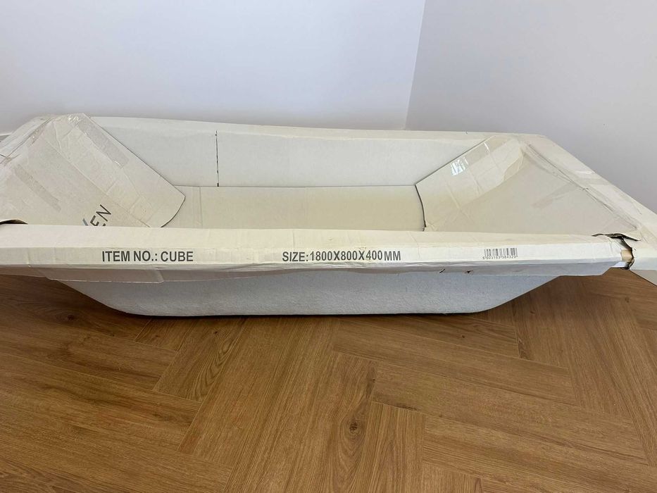 Cada baie 180x70 alba cu masca frontala si set scurgere