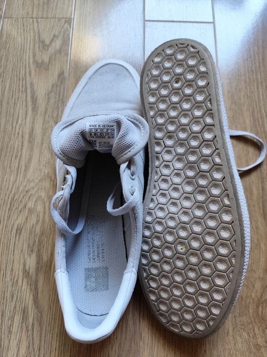 Vând teniși adidas originals 42, 2/3