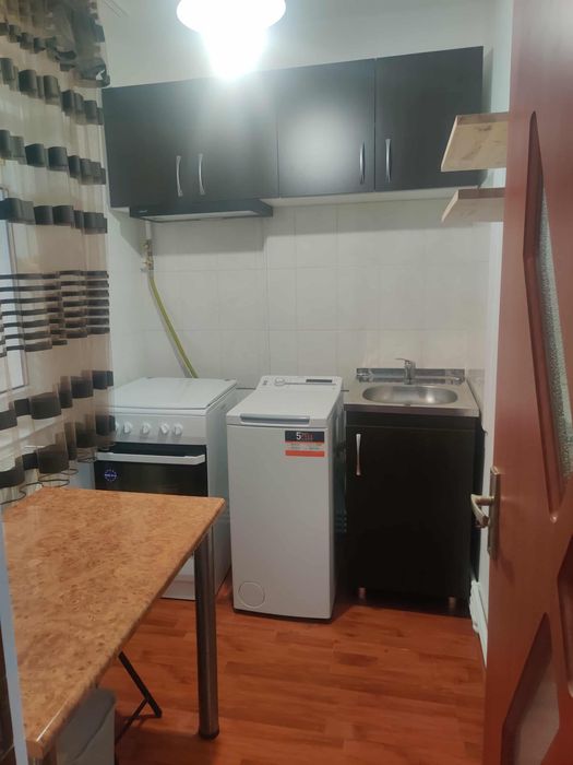 Garsoniera de inchiriat