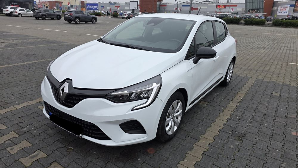 Inchiriez Renault Clio V 2022 Bolt/Uber Sibiu