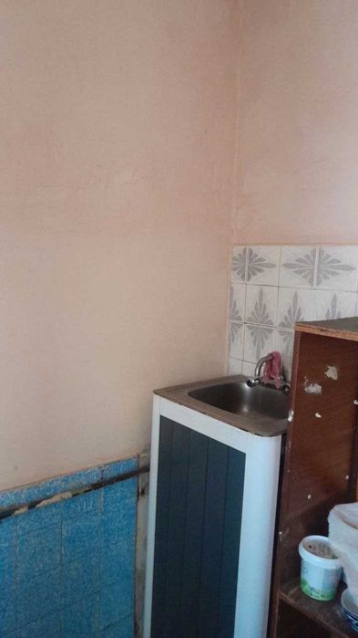 Юнусабад-12  «ТУРКИСТОН»,  2-комнатная, ПУСТАЯ. Семейным ЗАГС.