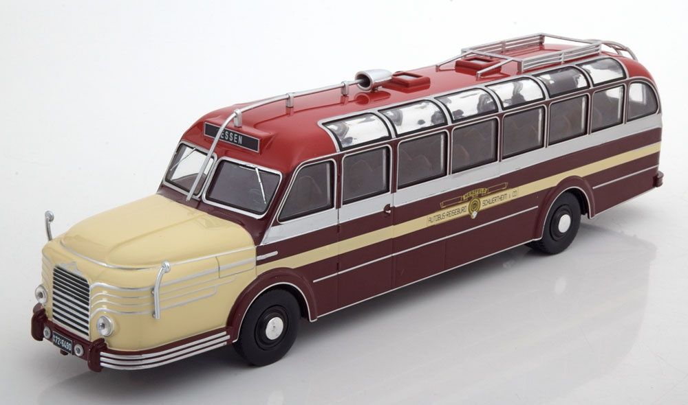 Macheta Krupp Titan 080 autocar 1951 - IXO 1/43 (autobuz)