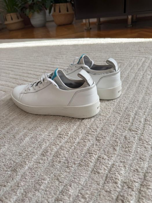 Adidasi Kenzo marimea 39