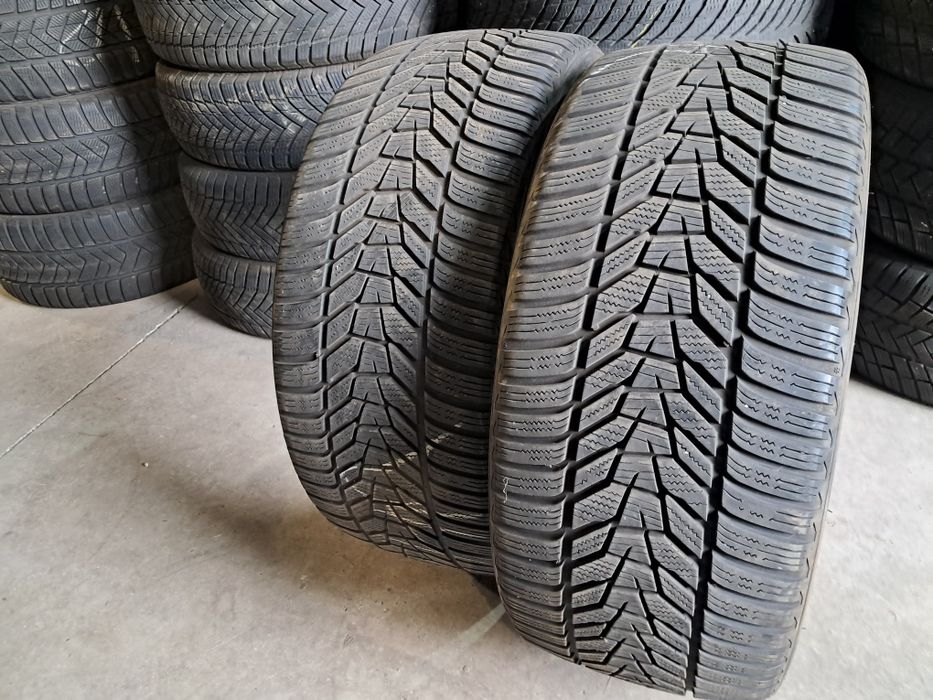 Anvelope second iarna 235 35 R20 Hankook 6mm 2022