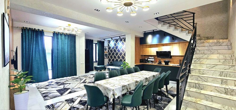 ДАЧА БЕРЁЗКА!!! 

Аренда Евро дачи - посуточная.
Не далеко от гор