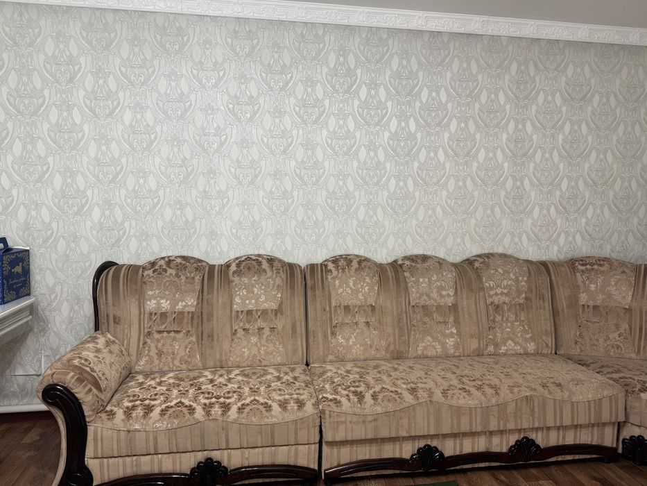 Срочно продается диван