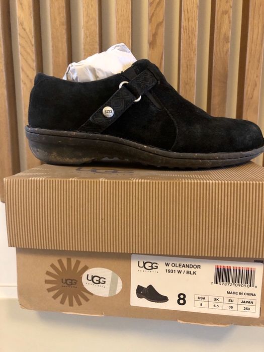 UGG botine
