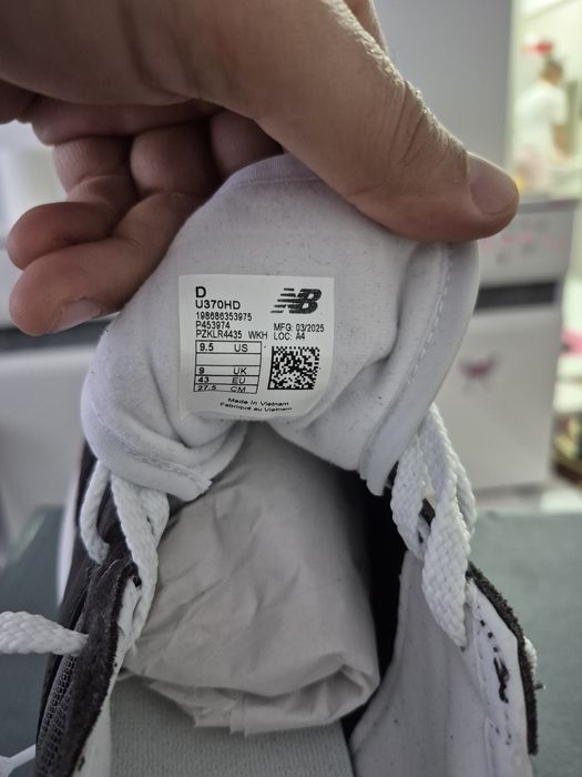 New balance 370 din piele întoarsă