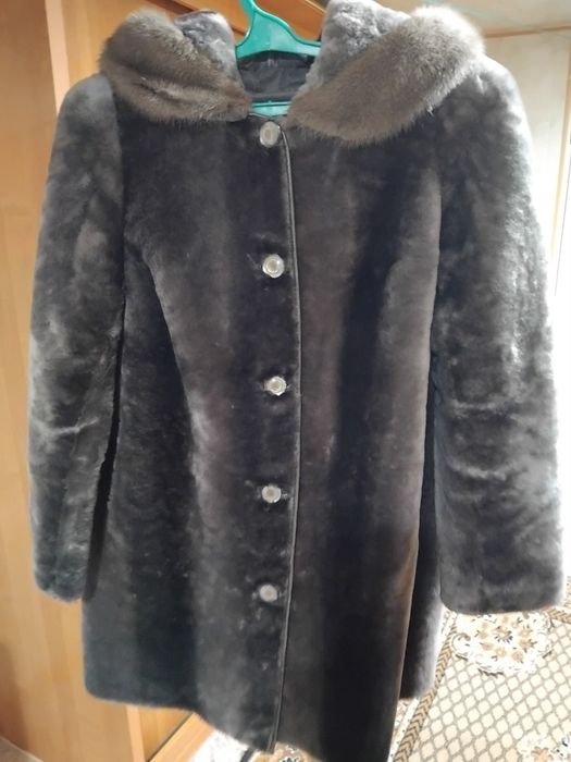 Шуба мутон с норкой