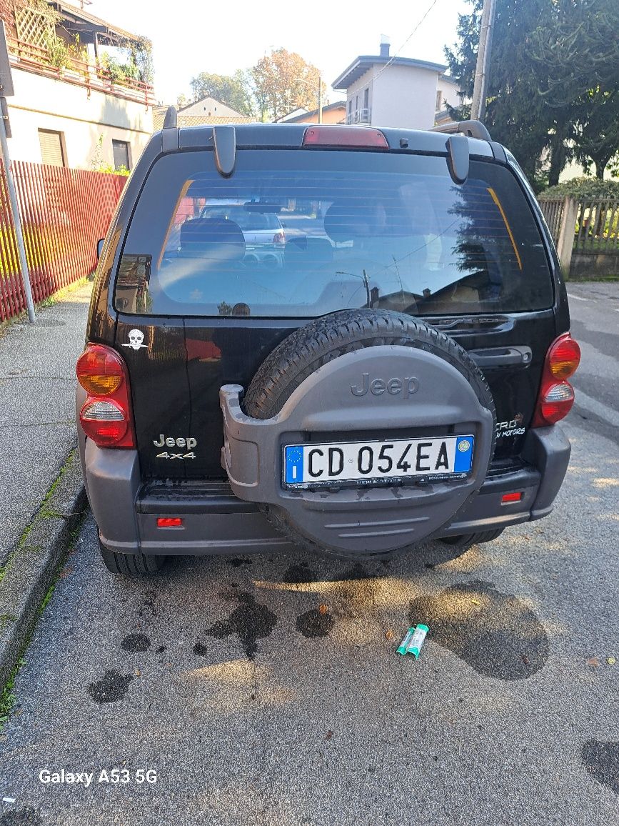 Vind jeep cherokee kj