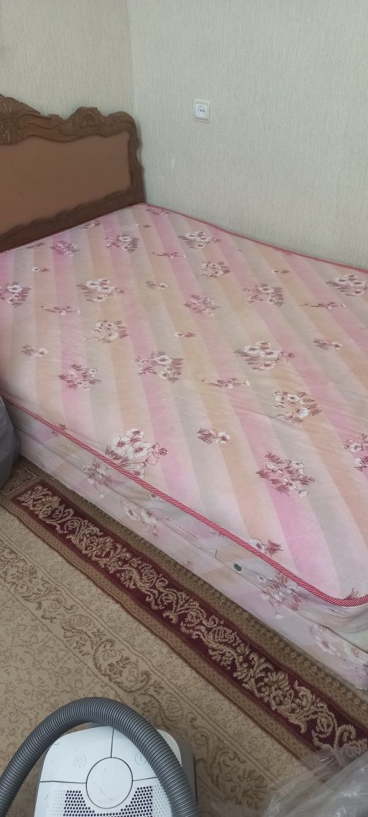 Продается Кровать бу