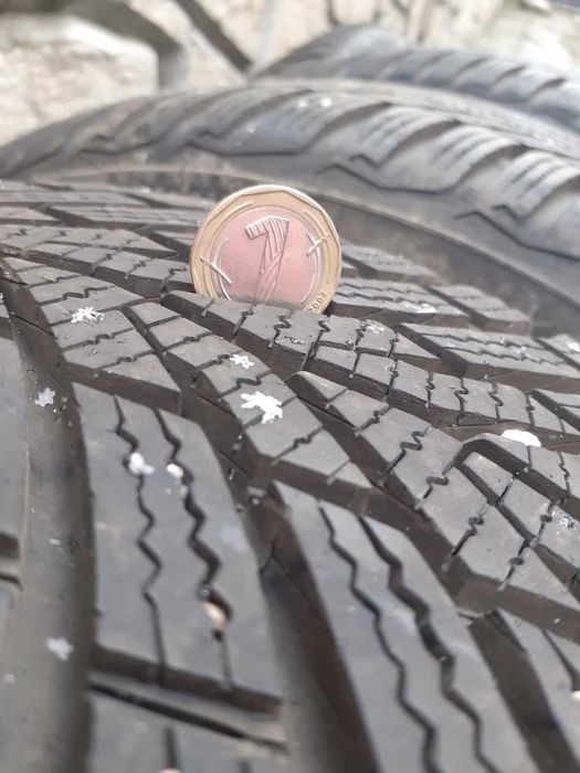 Гуми зимни 225/50/17, Континентал - 600 лева