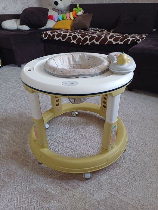 продам  ходунки с музыкой поворот на 360