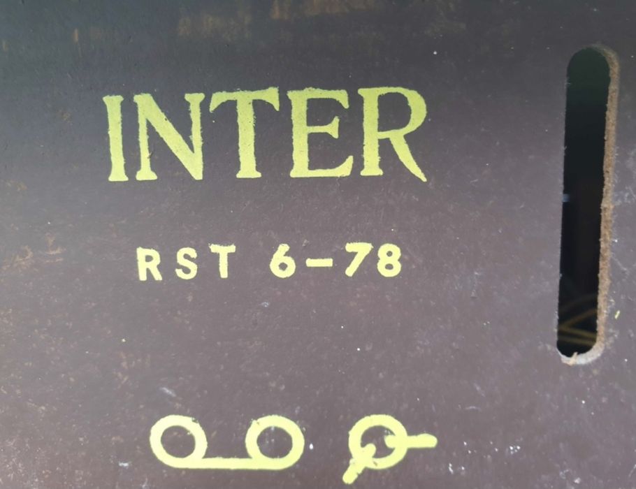 Vând Radio vechi Inter model RST 6-78 made Romania