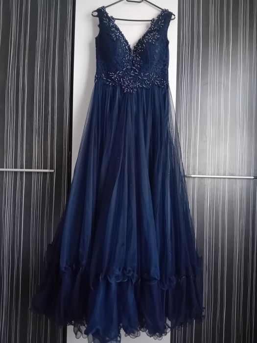 Дамска официална рокля