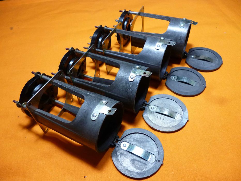 Tuburi lampi socluri ptr. osciloscop audio radio TV nixie si vfd