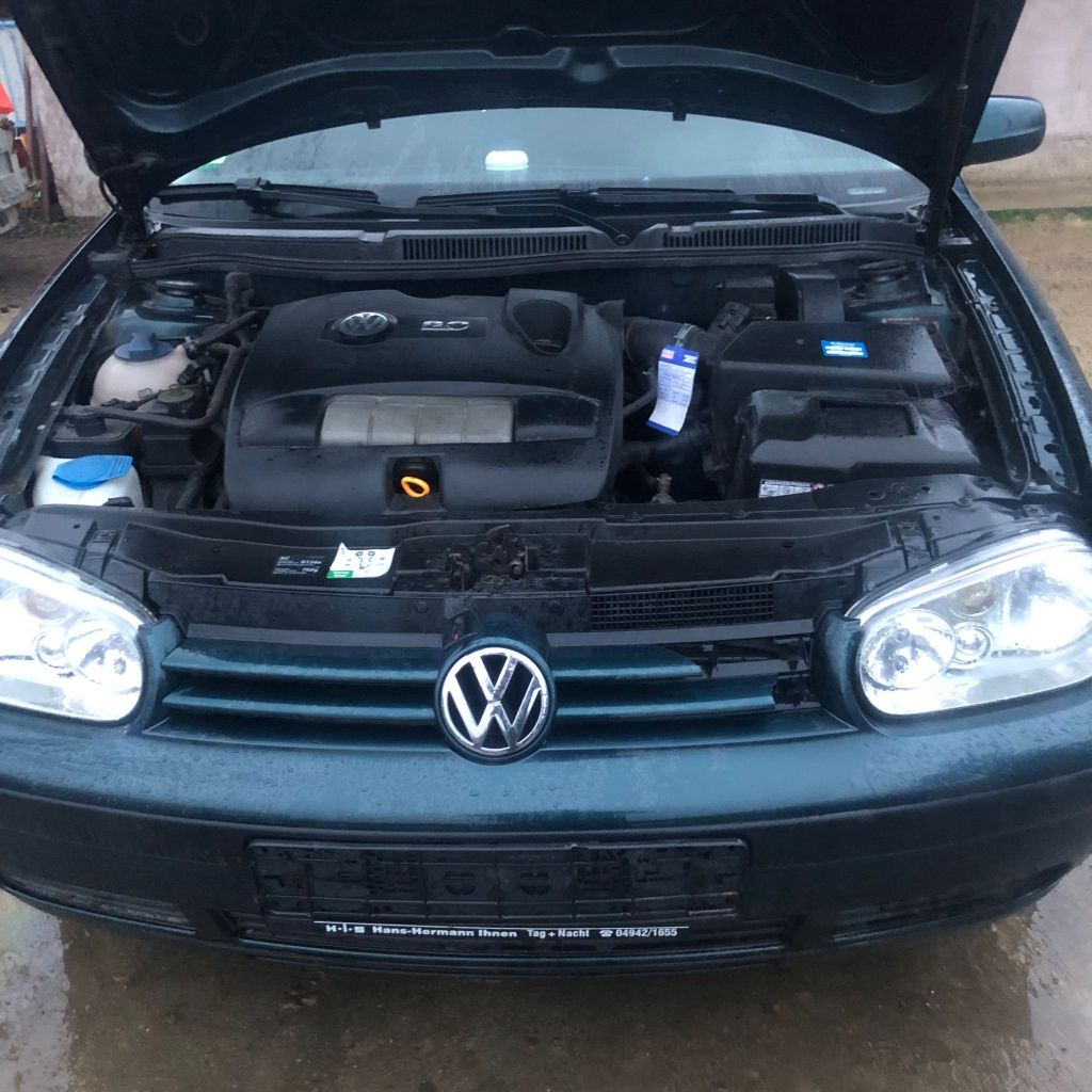 Golf 4 2.0 Benzina