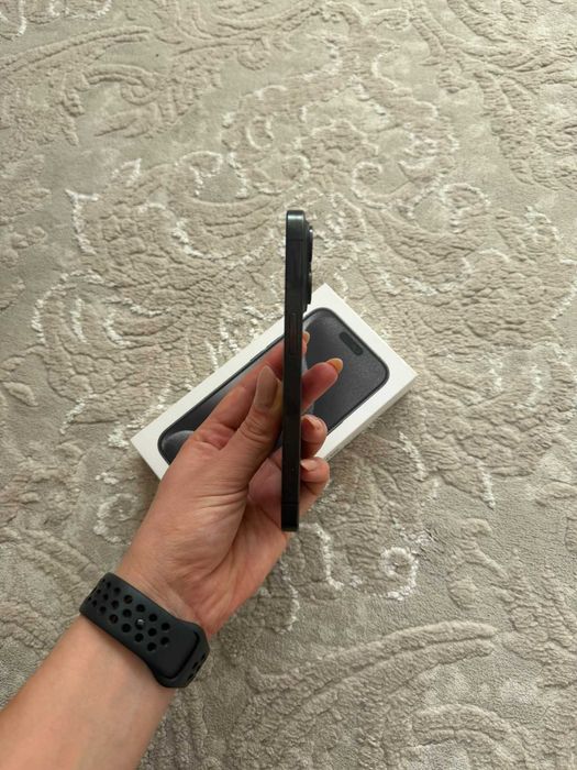 Продавам Iphone 15 pro 128 gb КАТО НОВ!!