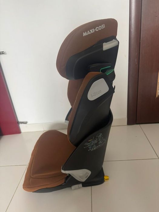 Scaun auto pentru copil