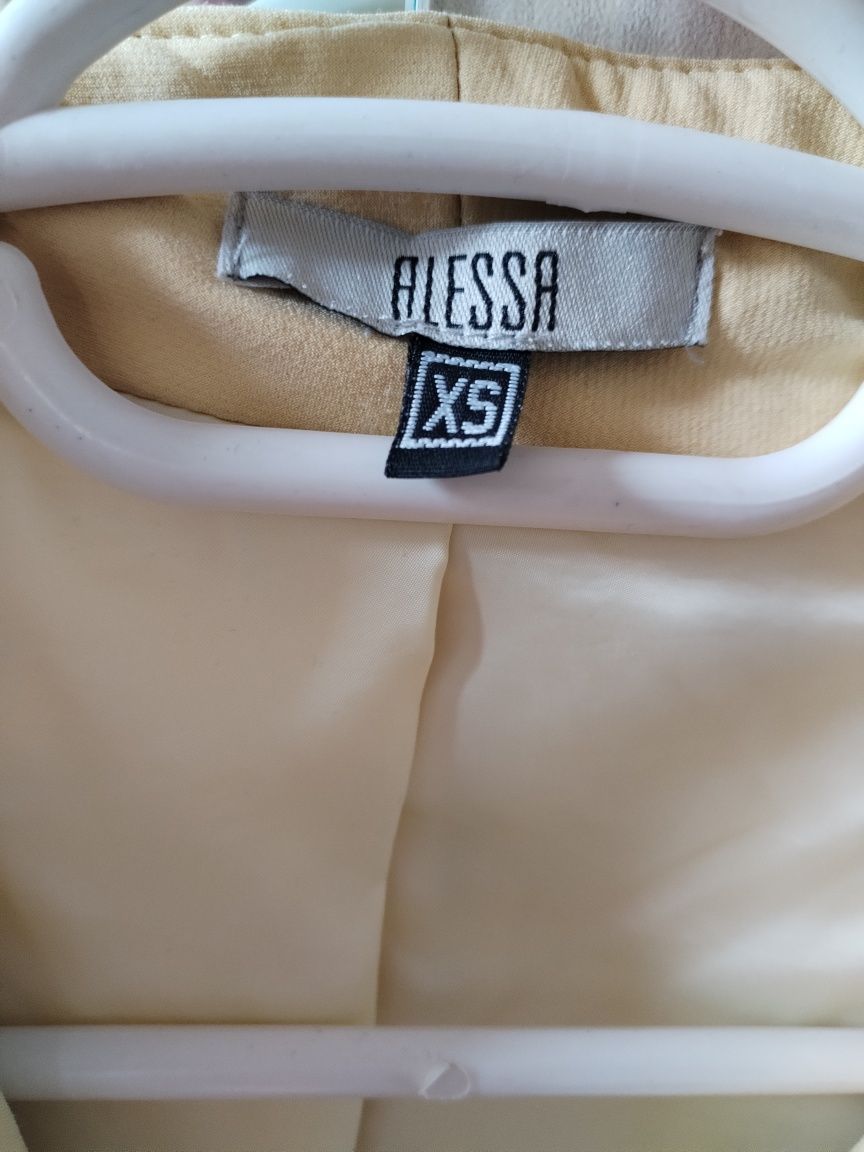 Дамско жълто сако Alessa