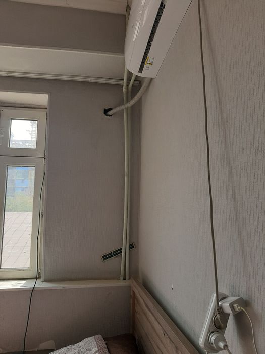 Ashxabot park yaqinida Mashinasozlar
Metrosi yonida
Metrosi