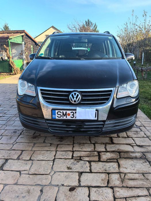VW Touran an 2009 1.9 tdi 7 Locuri model United