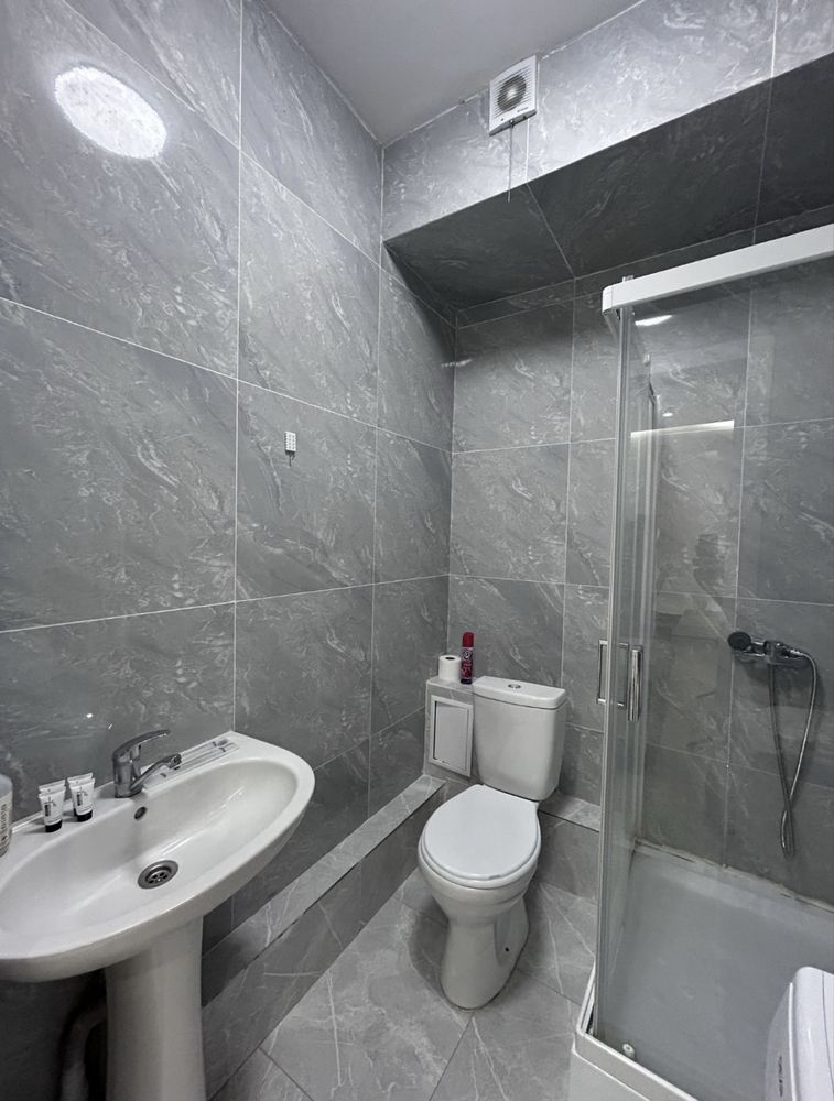2комн в центре 15000