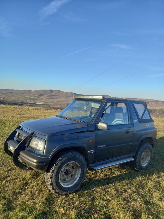 Vând Suzuki Vitara
