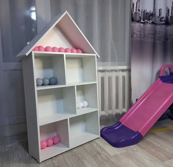 Продам новый домик для девочки