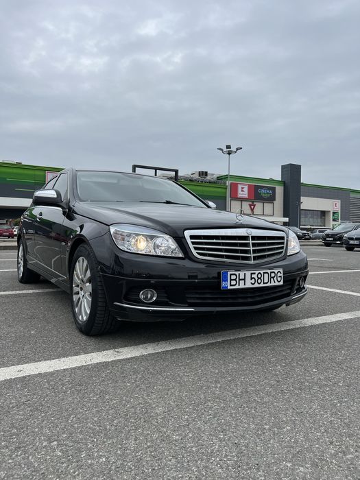 Vand sau schimb Mercedes-Benz C Class W204