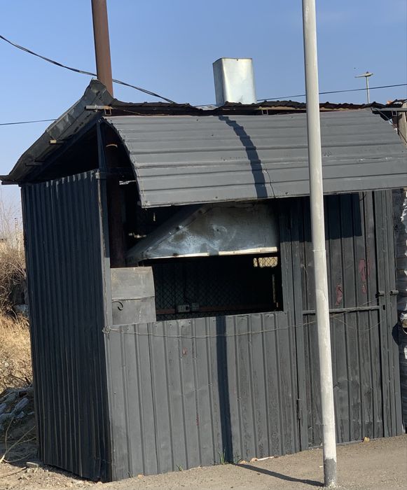 Продам мангал с будкой вытяжка все есть