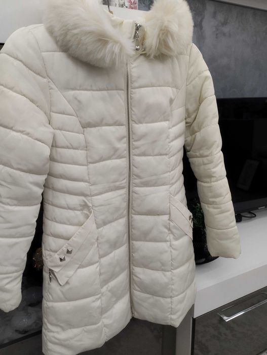 Зимно яке с качулка и пух