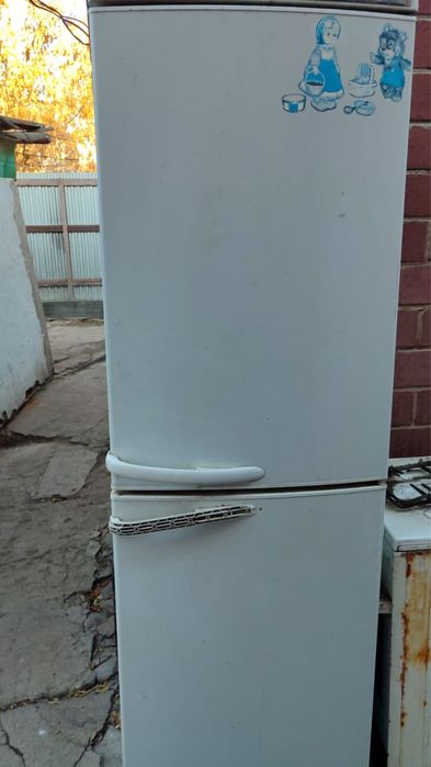 Холодильник 5 тыс тенге
