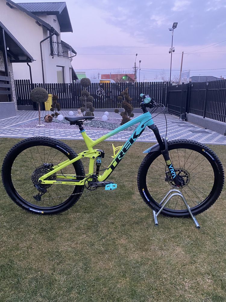 Trek Slash 8-Enduro full suspension 29” marime L