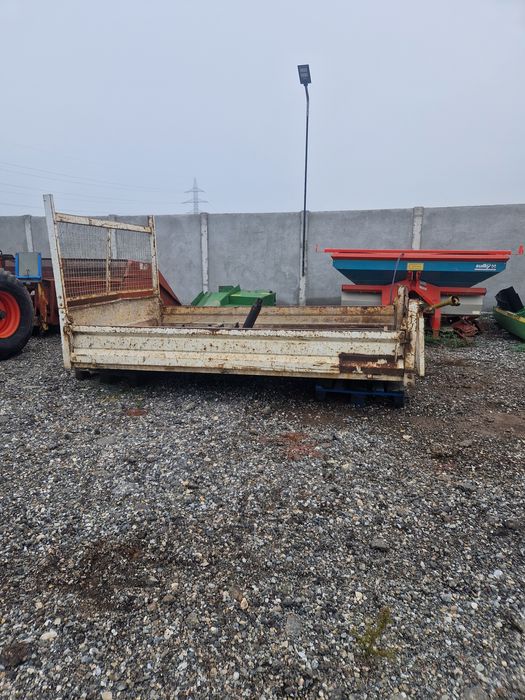 Bena basculabila iveco Dayli