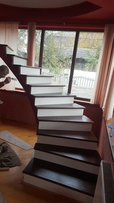 Trepte din lemn masiv