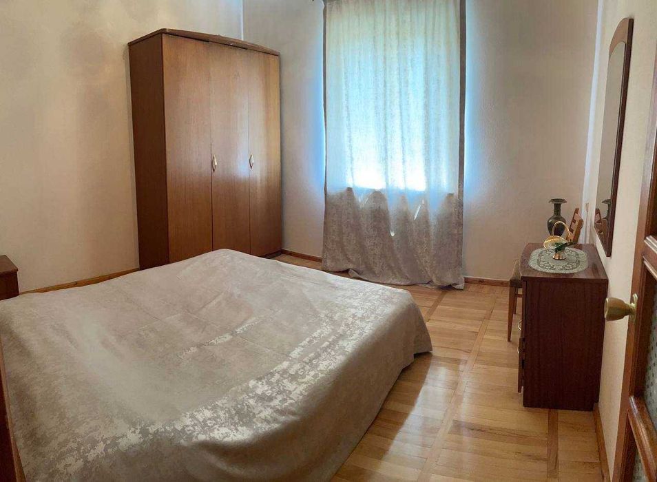 Продаю 4-комнатную квартиру в центре Ташкента — Госпитальный массив