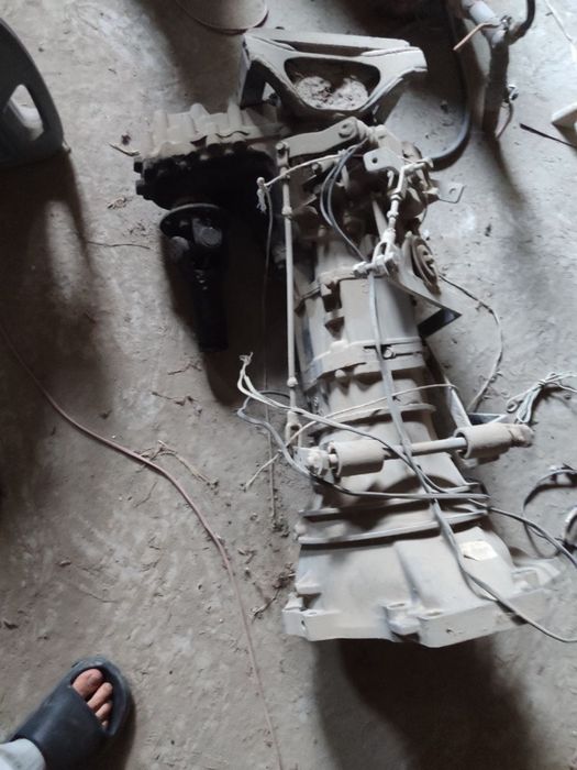 Mazda mator 2 kamplekt sotiladi