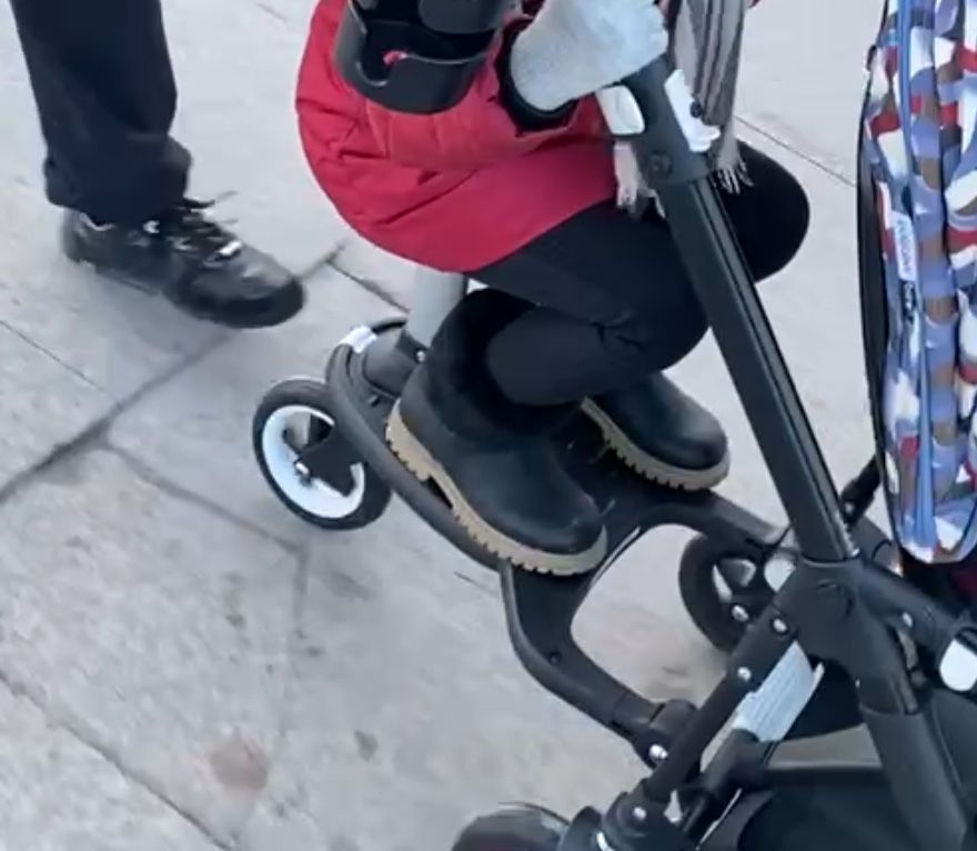 Продам коляску Bugaboo 5 и все акссесуары к нему. Читайте описание