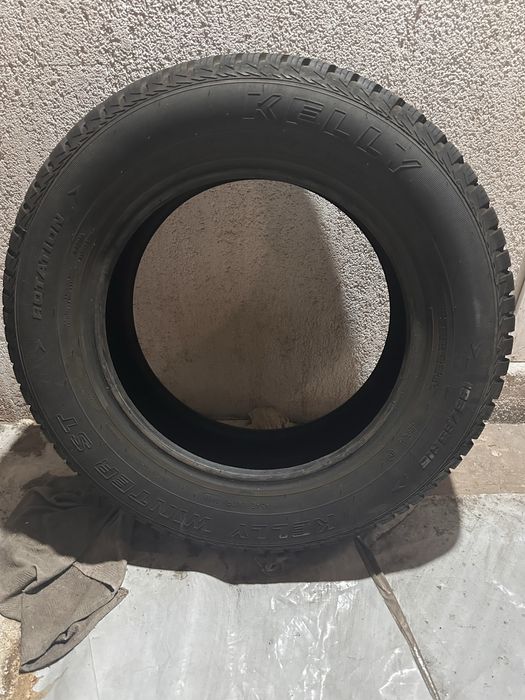 Vand 2 anvelope de iarna Kelly M+S