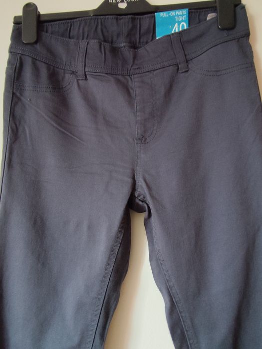 Pantaloni dama noi M