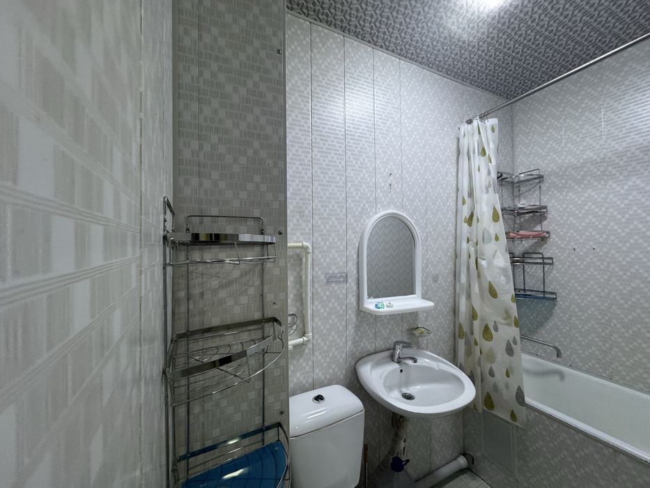 Yunusobod-2, 1/1/4 kvartira sotiladi!