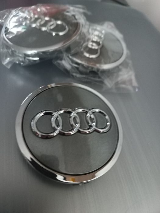 Audi - set 4 capace pentru jante aliaj
