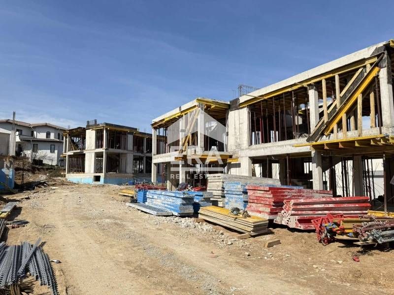 Ера Тера предлага модерна новострояща се къща, във вилна зона Бункера!