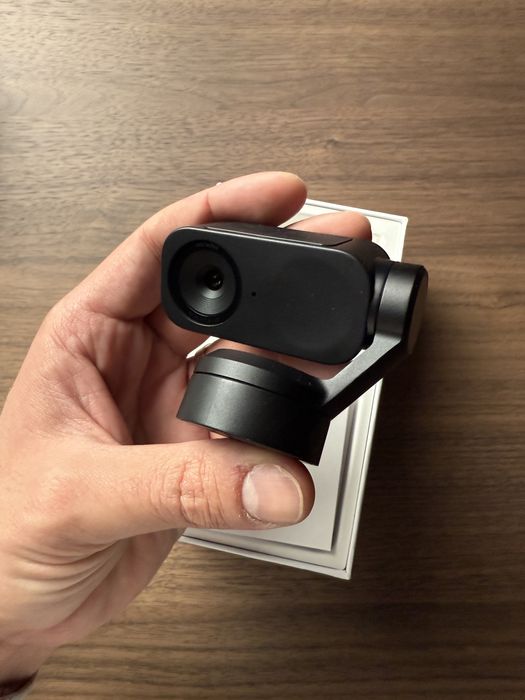 Cameră Web Insta360 Link 2 – 4K, AI Tracking, Zoom Ultra-Fin