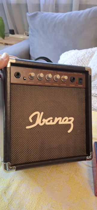 Кубе за китара Ibanez IBZ10A