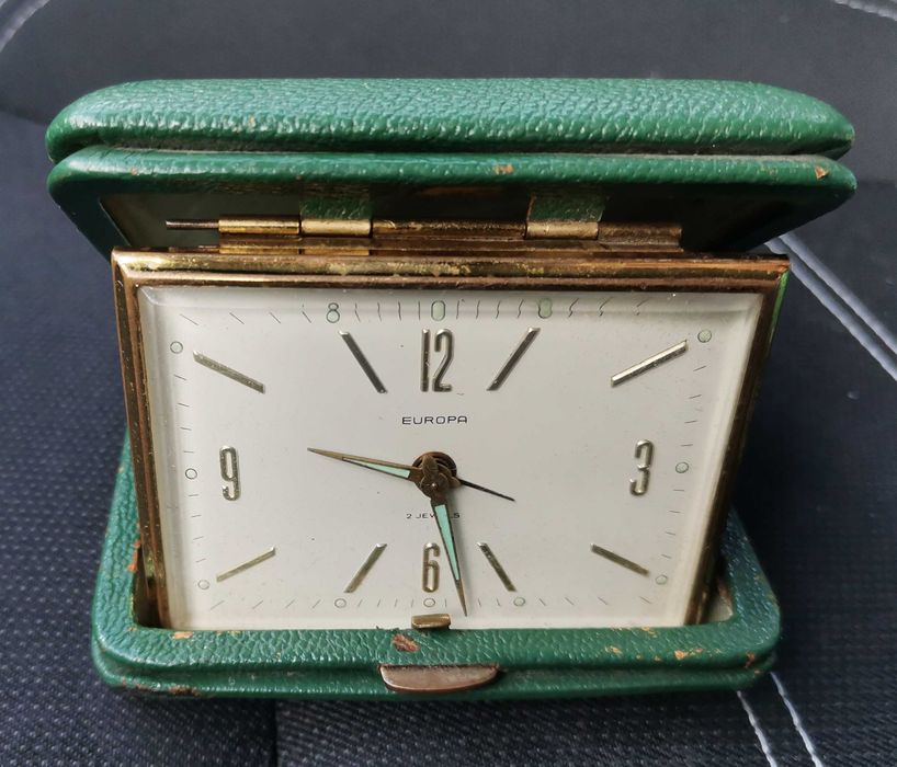 Vând ceas de călătorie EUROPA - vintage. Made in Germany.